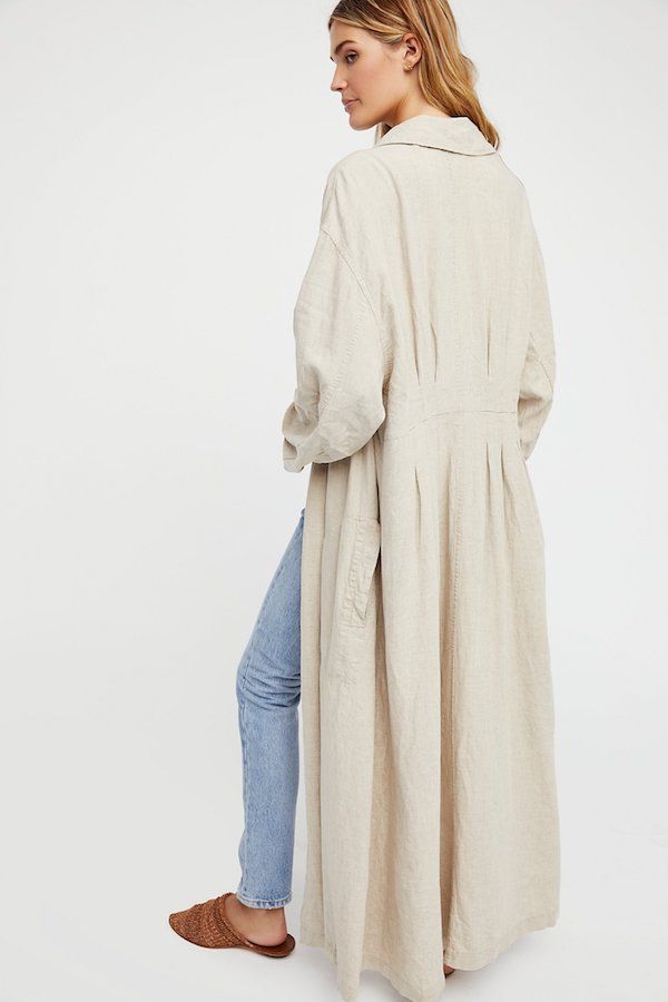Le Fashion This Lightweight Linen Trench Coat is Perfect for Spring